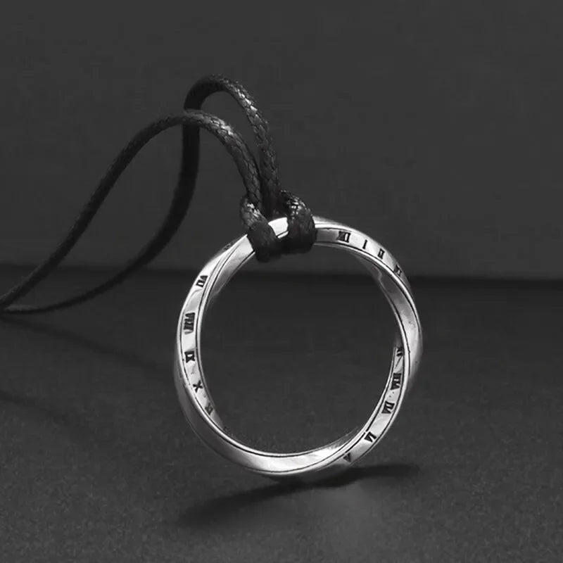 Hugging Cat Couple Necklace