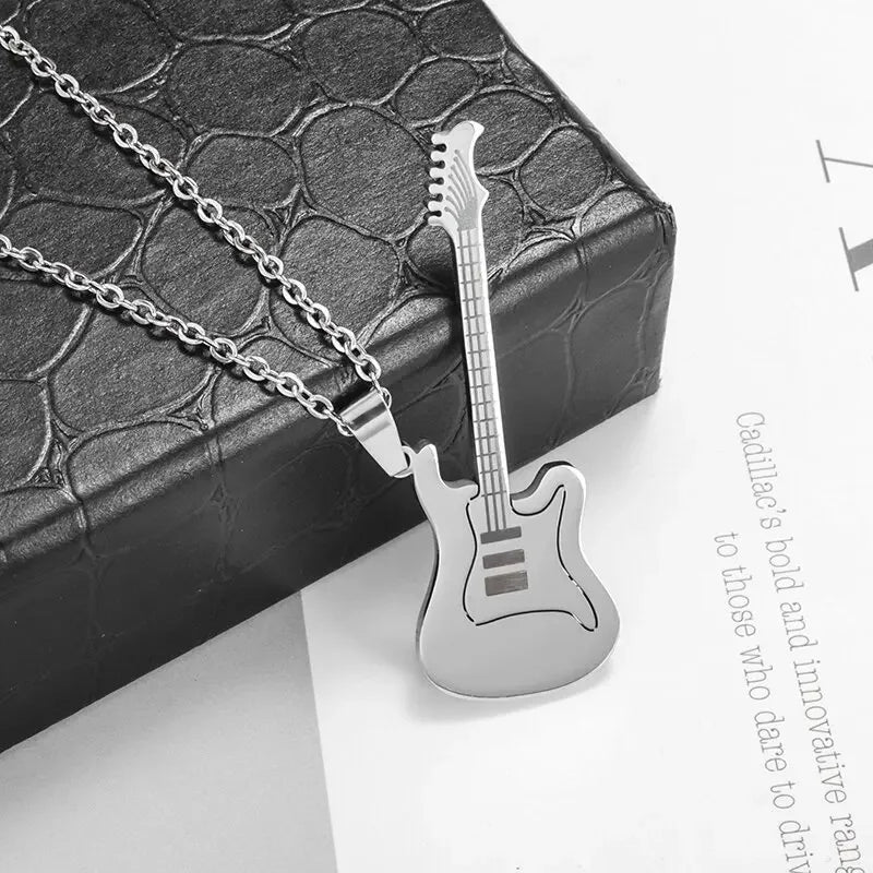 Hugging Cat Couple Necklace