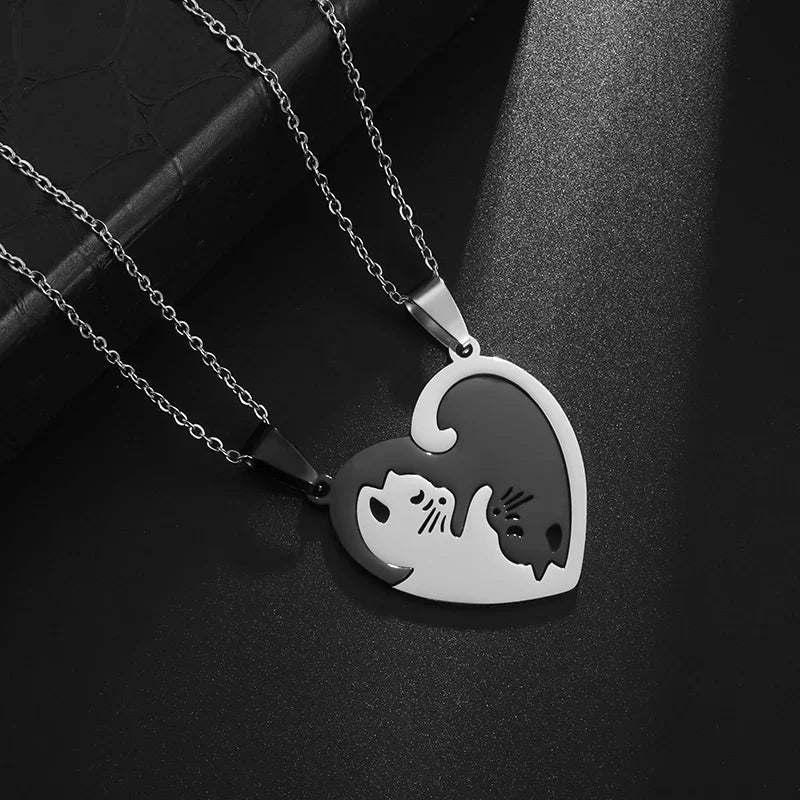 Hugging Cat Couple Necklace