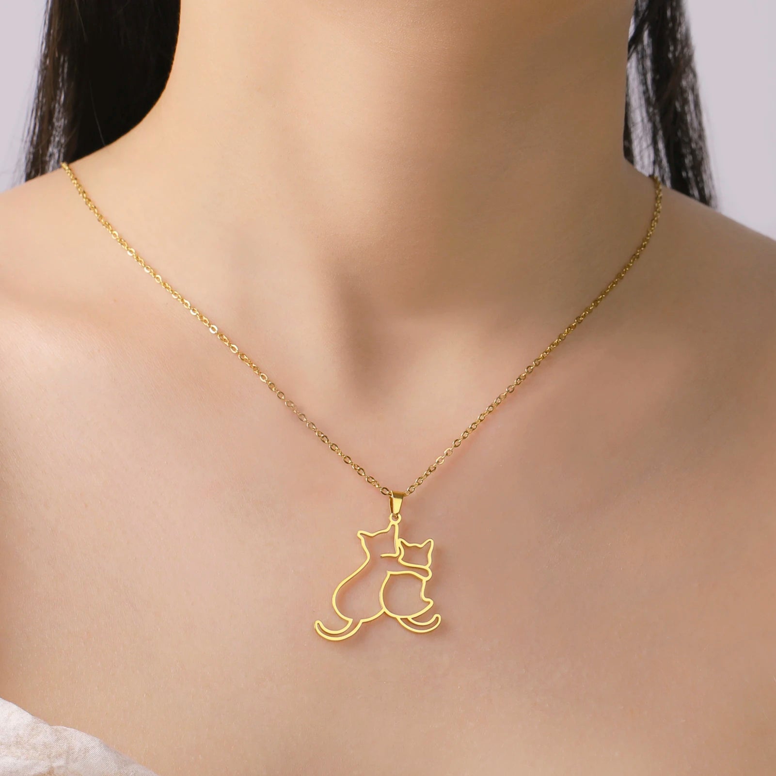 Cute Hugging Cats Necklace